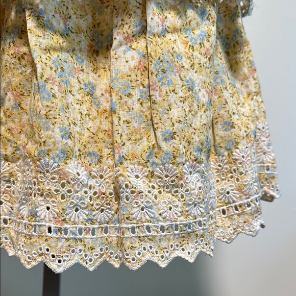 AE - Medium - Floral Lace Trim Mini Dress - Picture 2 of 10